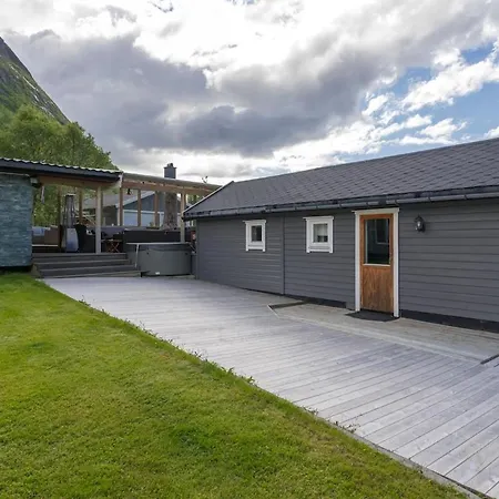 Vesteralen Lodge, Top Quality In Lofoten Vesteralen Semesterbostad Sortland